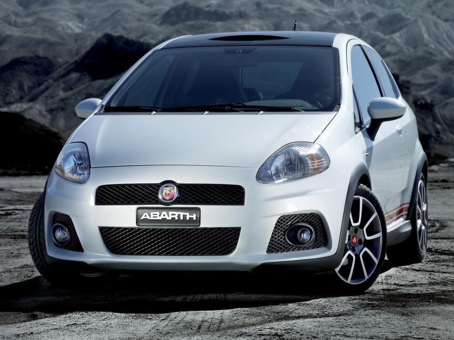  Fiat Grande Punto Abarth 2007 года  (фото 42 из 67)